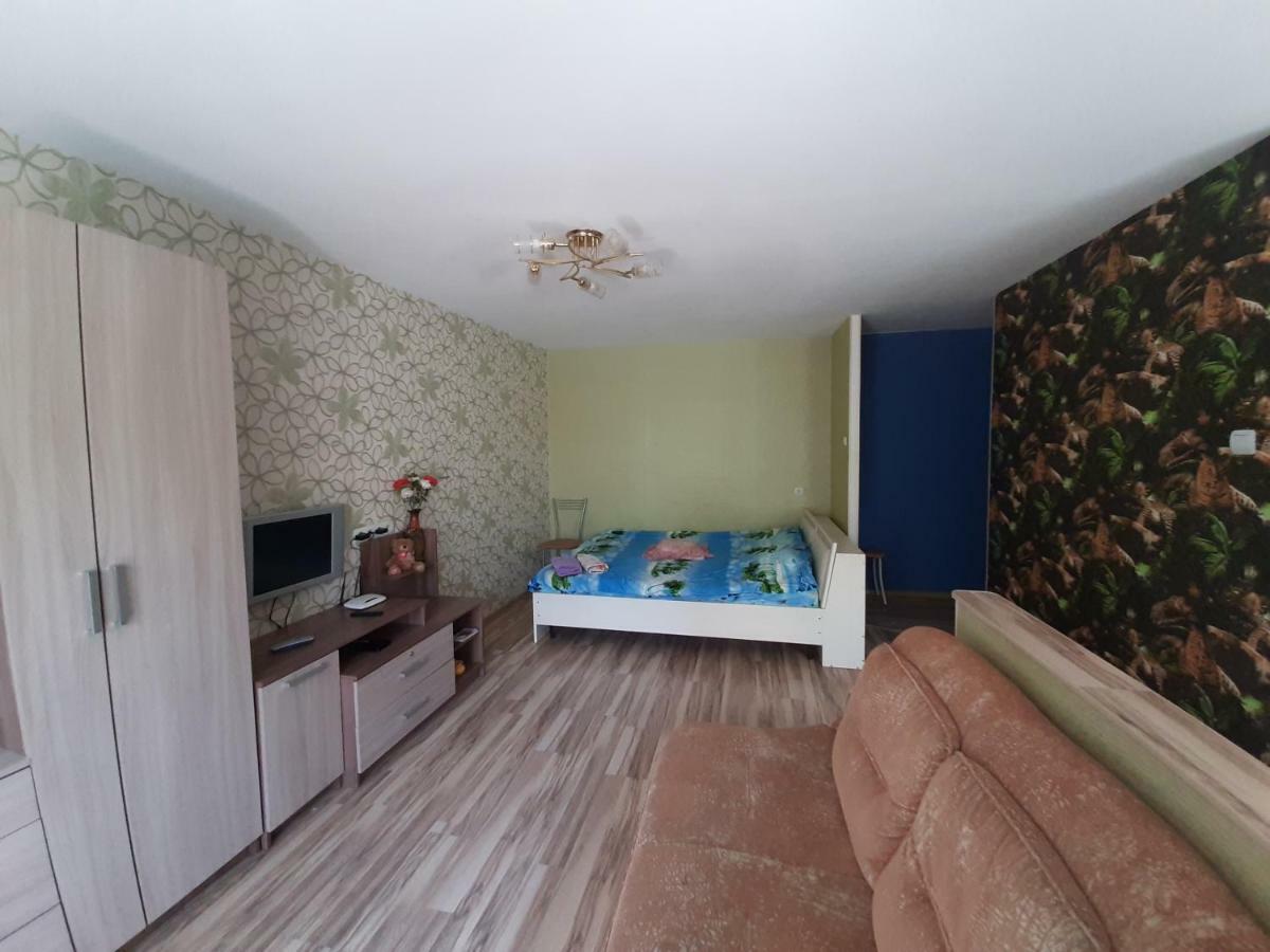 Apartment On Kirova D.34 Smolensk Esterno foto